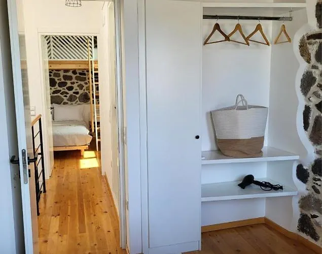 Spiliani View * Mandrákion