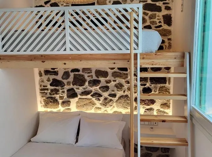 Spiliani View Mandrákion